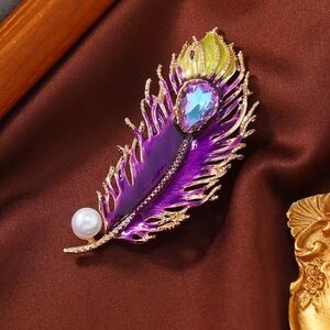 Royal Peacock Purple Feather Pearl Brooch